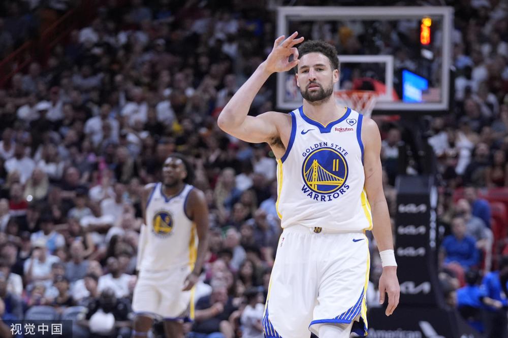 竞争激烈的 竞争激烈的